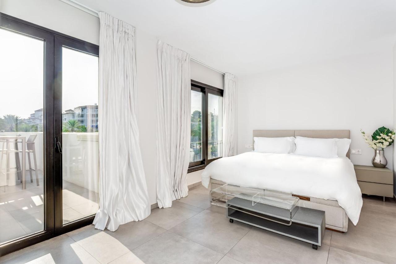 By Riva - Chic, Contemporary Studio In Puerto Banus Gardens Марбеля Екстериор снимка